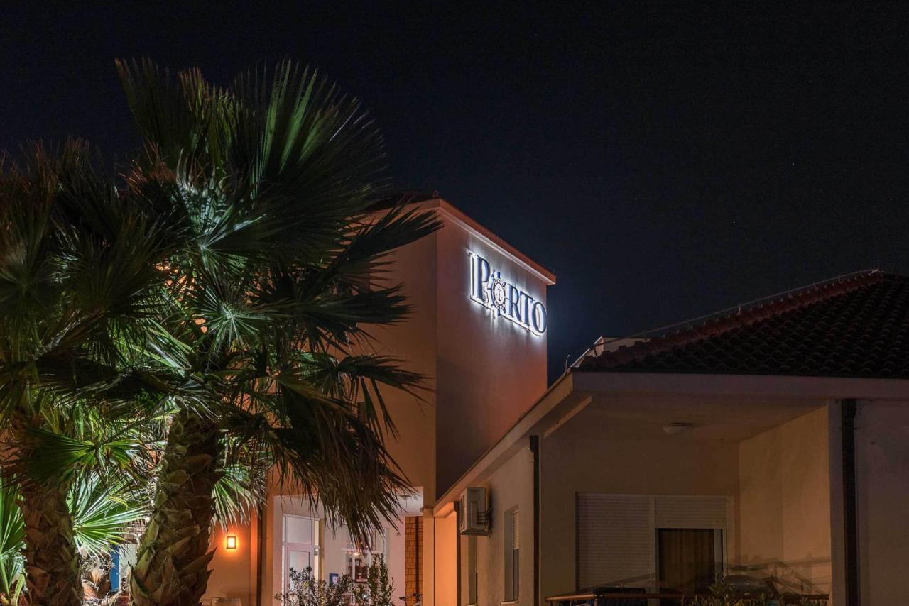 Porto Samaria Holiday Resort Trogir Exterior photo