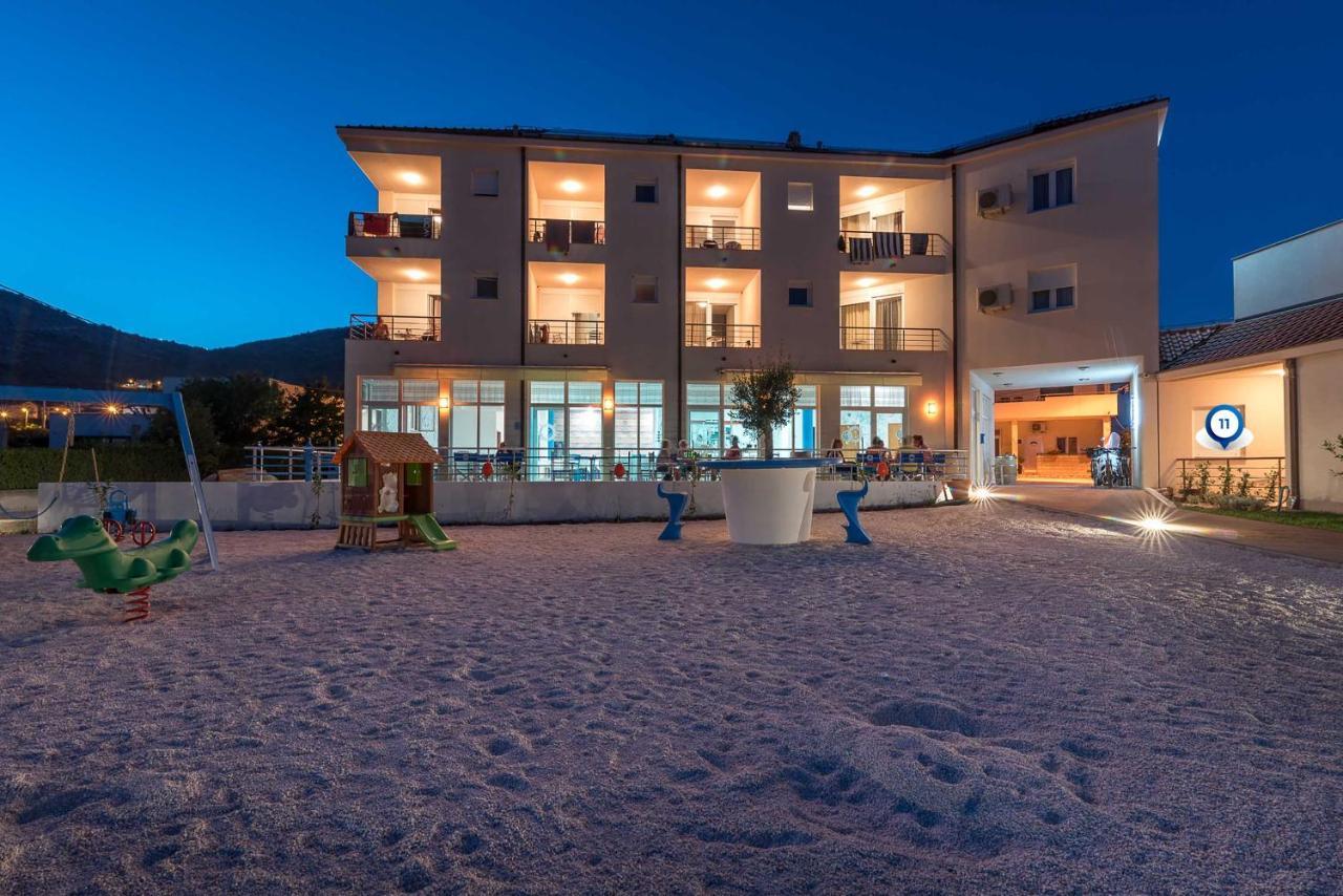 Porto Samaria Holiday Resort Trogir Room photo